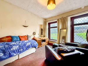 Photo 6- click for photo gallery